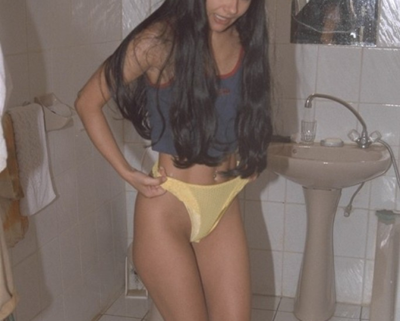 Geile Sexbilder einer scharfen Amateurin!